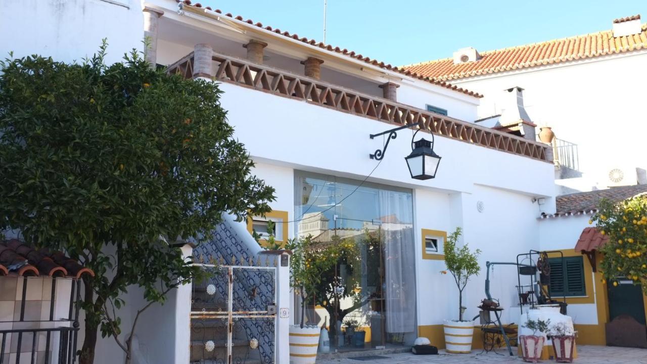Casa Vitoria Guest House เอโวรา ภายนอก รูปภาพ