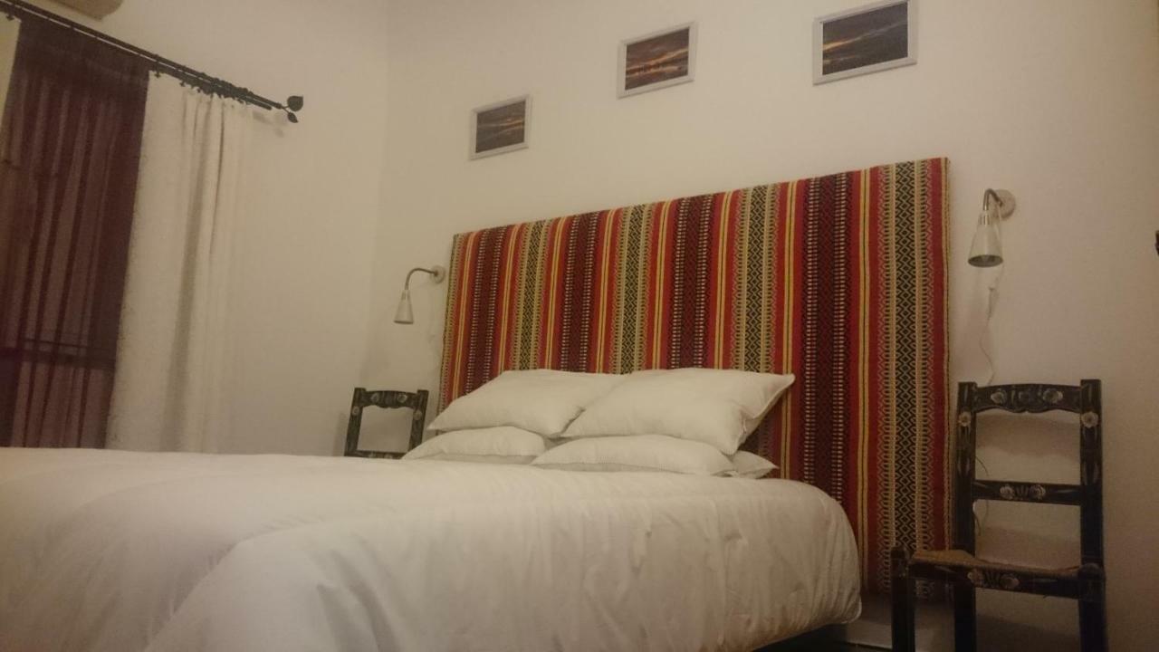 Casa Vitoria Guest House เอโวรา ภายนอก รูปภาพ
