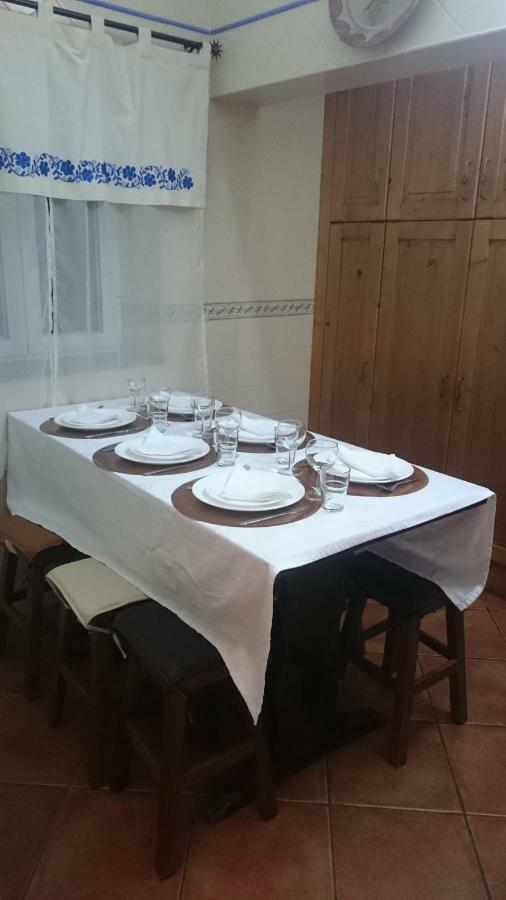 Casa Vitoria Guest House เอโวรา ภายนอก รูปภาพ