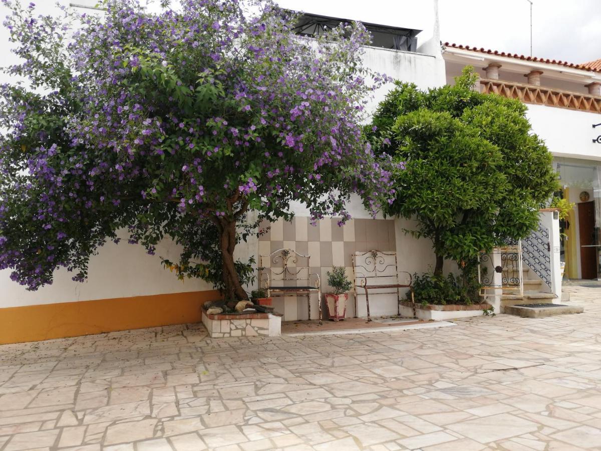 Casa Vitoria Guest House เอโวรา ภายนอก รูปภาพ